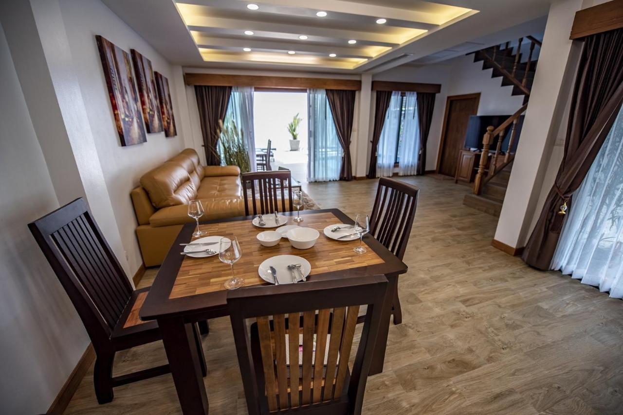 Private Villas Bangtao Банг Тао Бийч Екстериор снимка